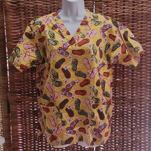 Flip Flop Slippahs Scrub Top L
